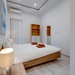 Picturesque Pad Steps From The Seafront Διαμέρισμα *